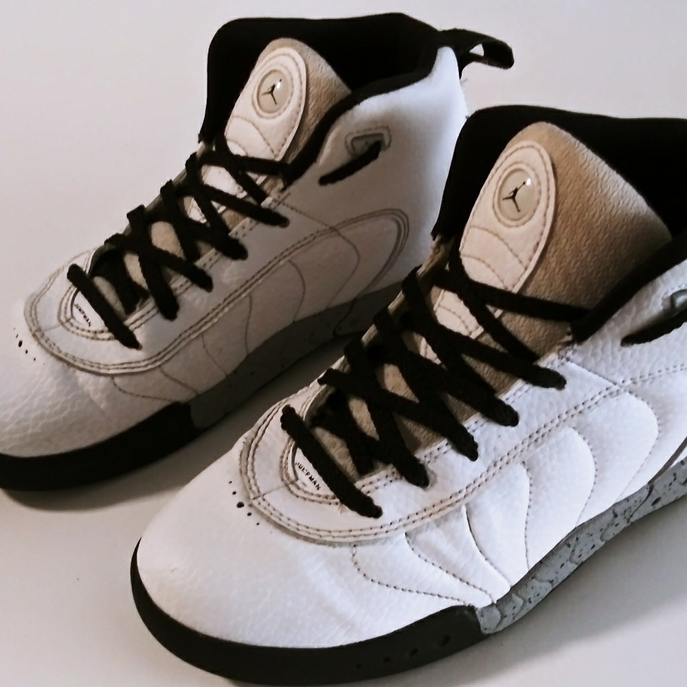 Nike Jordan jumpman size 3Y